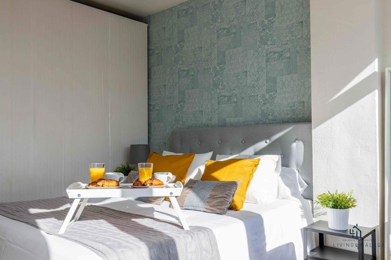 Apartamento En La Playa En Paseo Maritimo Малага Екстериор снимка